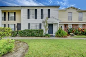 11862 Brier Patch Court, Wellington