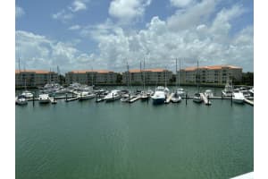 10 Harbour Isle Drive E 302, Fort Pierce