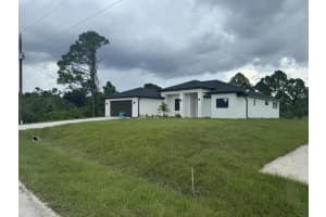 2712 40th Street W, Lehigh Acres