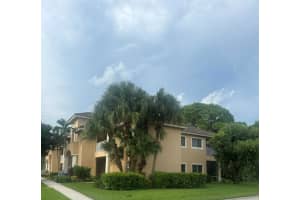 8030 Carnoustie Place 3814, Port Saint Lucie