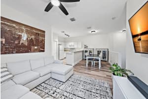 105 Lighthouse Circle J, Tequesta