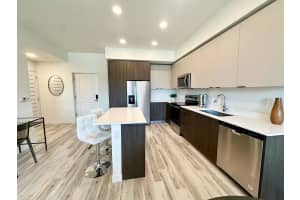 1621 S Dixie Highway, Pompano Beach