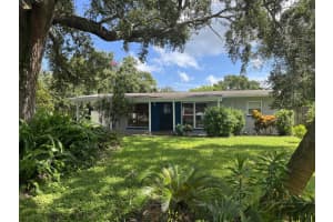 2224 Cooks Court, Vero Beach