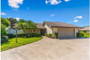 7034 Se Bunker Hill Drive, Hobe Sound