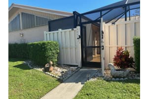 5662 Golden Eagle Circle, Palm Beach Gardens