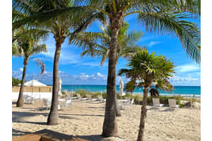 139 Sunrise Avenue 4010, Palm Beach