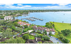 1660 Twelve Oaks Way 205, North Palm Beach