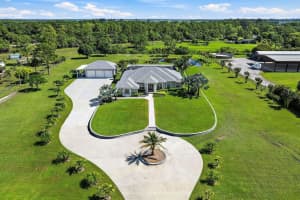 19365 Capet Creek Court, Loxahatchee