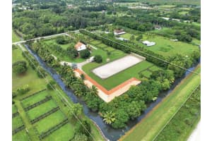 16559 Rustic Road, Wellington