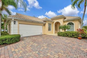8241 Tobago Lane, Wellington