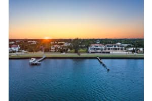 5400 Essex Court, West Palm Beach