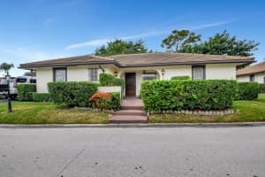 428 Pine Villa Drive, Atlantis