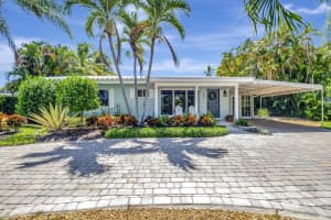 301 Nw 3rd Court, Boca Raton