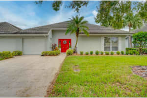 2918 Sw Westlake Circle, Palm City