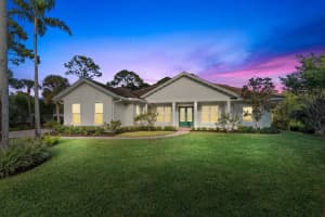 1680 Se Cypress Glen Way, Stuart