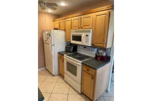 4032 Exeter B, Boca Raton