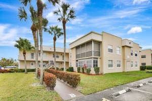 78 Burgundy B, Delray Beach