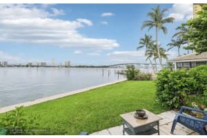 360 Wilma Circle 3, Riviera Beach
