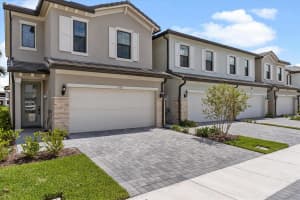 2150 Appleton Circle N, Oakland Park