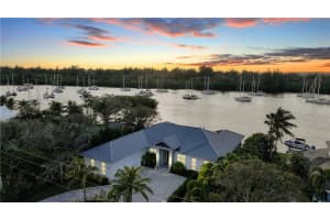 3937 Indian River Drive E, Vero Beach