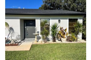 4327 Willow Brook Circle, West Palm Beach