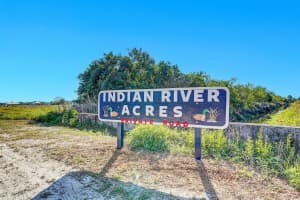 8581 19th Sq Square Sw, Vero Beach