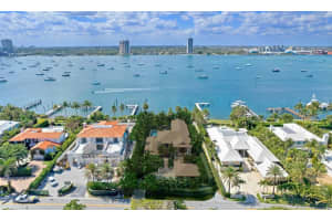 1265 N Lake Way, Palm Beach
