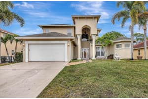 2081 Sw Bayshore Boulevard, Port Saint Lucie