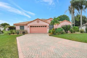 144 Egret Circle, Greenacres