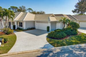 2371 Sw Brookwood Lane, Palm City