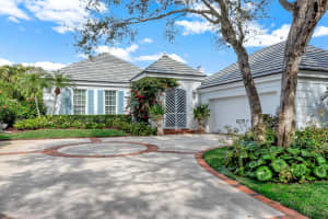 171 Coquille Way, Indian River Shores