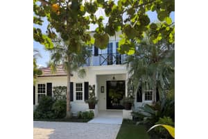 130 Algoma Road, Palm Beach