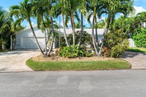 605 Nw 10th Court, Boca Raton