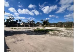 447 Tall Pines Road, West Palm Beach 447 Tall Pines Road, West Palm Beach