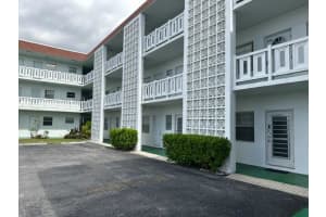1380 Nw 43 Terrace 306, Lauderhill
