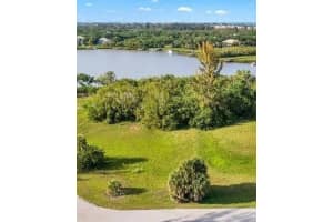 1880 Bayview Court, Vero Beach