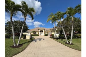 143 Thornton Drive, Palm Beach Gardens