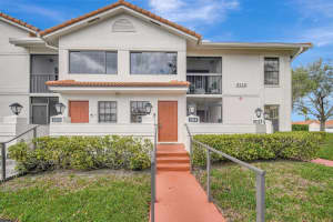 9735 Pavarotti Ter 204 Terrace 204, Boynton Beach