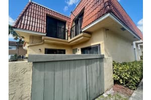 4240 Nw 114th Terrace 40, Coral Springs