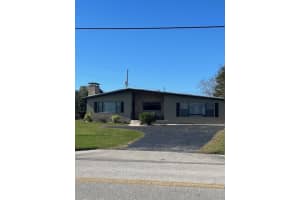 4510 Lakeview Drive, Sebring