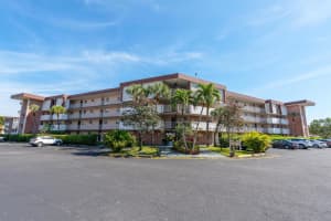 2800 Nw 47th Terrace 105b, Lauderdale Lakes