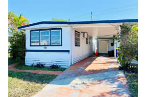 321 Ne Tropicalia Lane, Jensen Beach