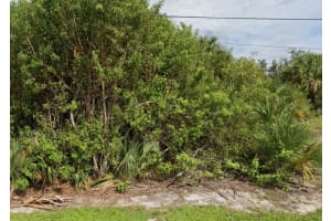 2300 42nd Street, Vero Beach