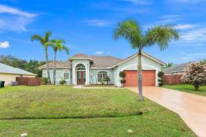833 Sw Janette Avenue, Port Saint Lucie