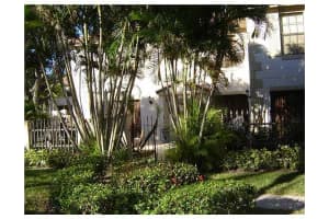 355 Prestwick Circle 4, Palm Beach Gardens
