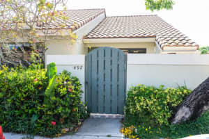 492 Hardwood Place, Boca Raton
