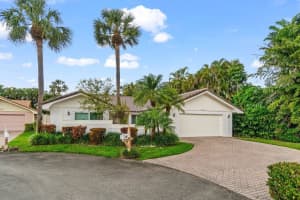 6881 Villas Drive S, Boca Raton