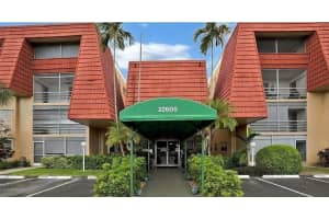 22605 Sw 66th Avenue 409, Boca Raton