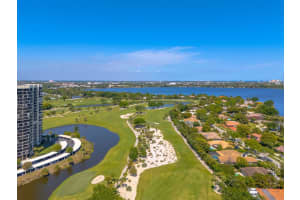 1830 Embassy Drive 502, West Palm Beach