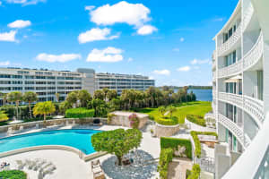 2760 S Ocean Boulevard 313, Palm Beach